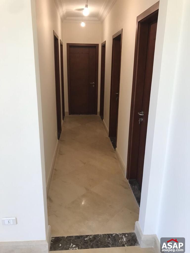 Apartment in Eastown Sodic