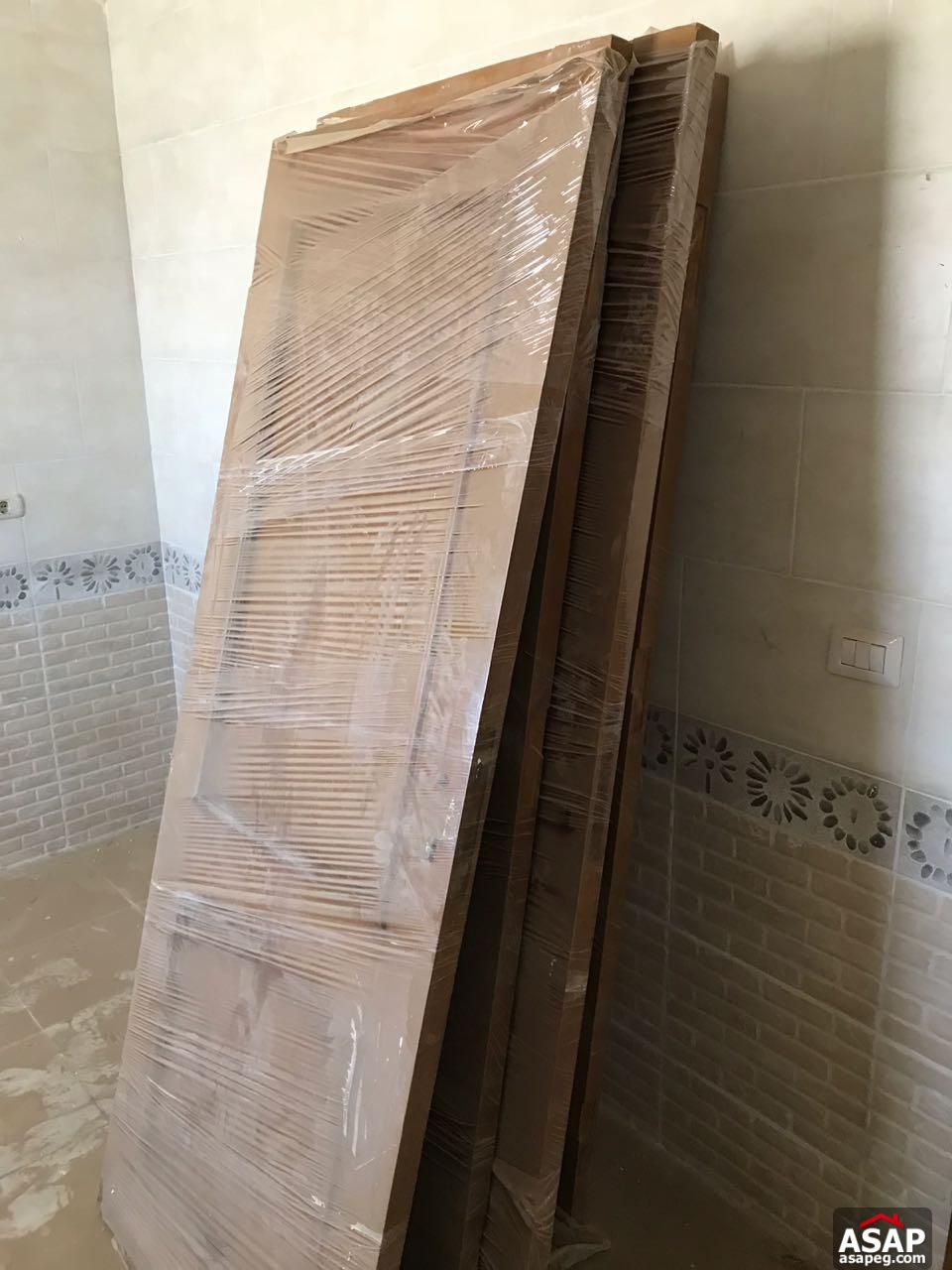 Apartment for Sale in the Square Compound Apartment for Sale in the Square Compound