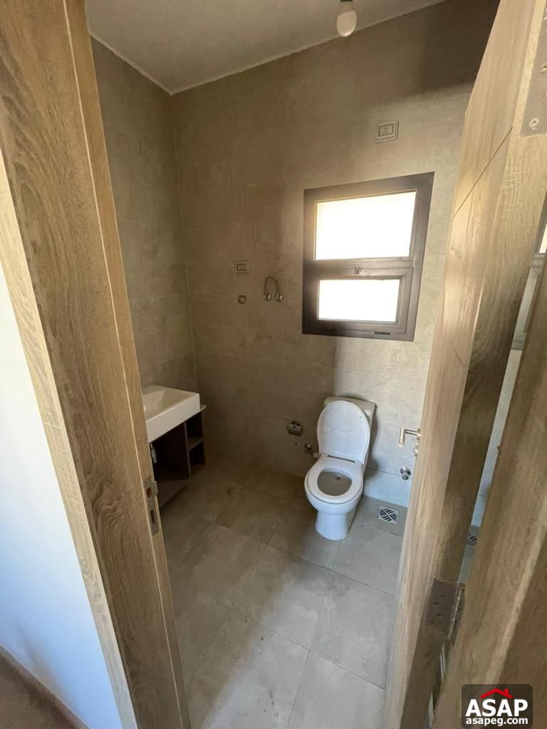 Penthouse for Sale in Fifth Square Compound Penthouse for Sale in Fifth Square Compound