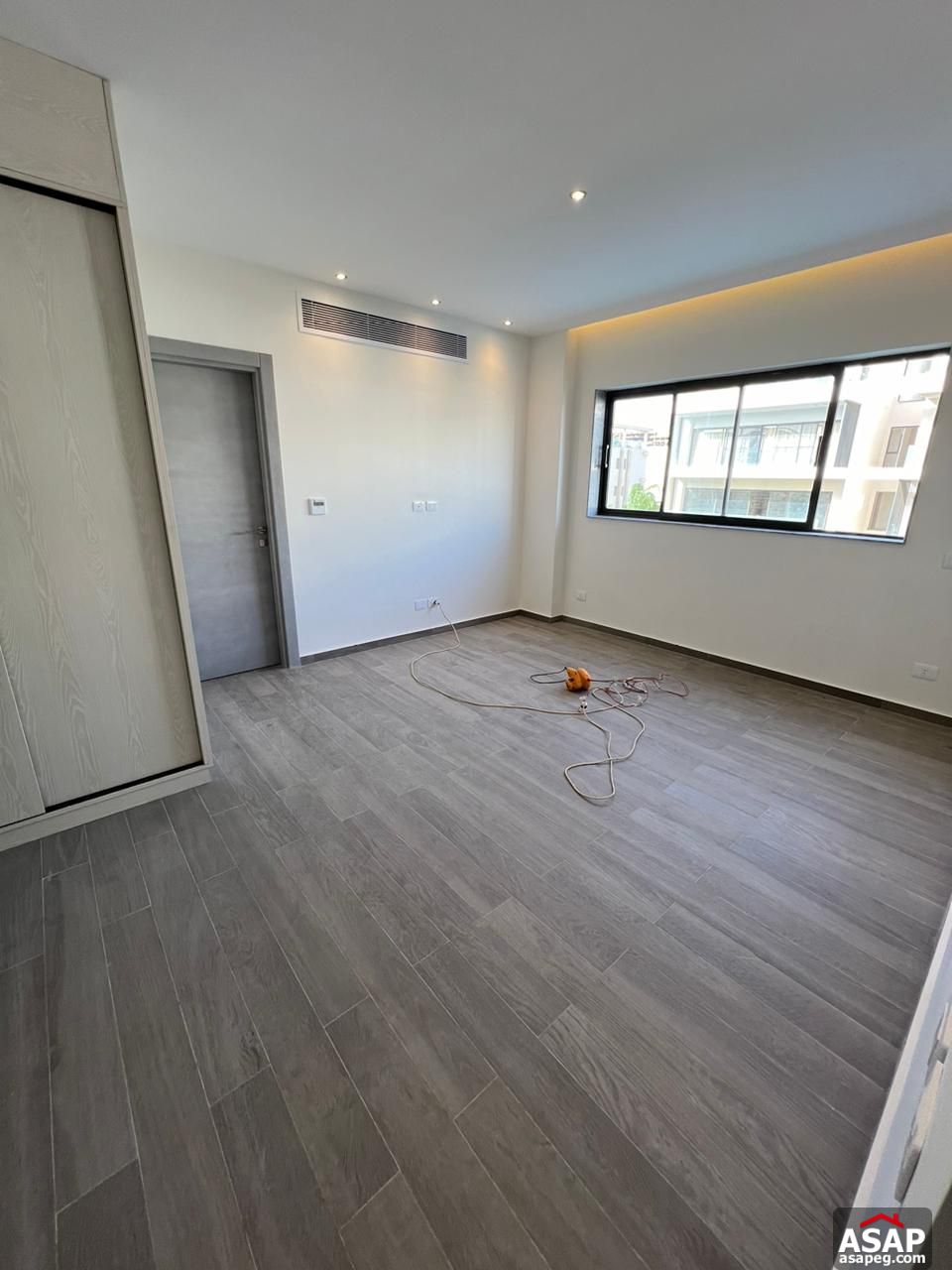 Apartment with Lake View for Rent in Lake View Residence Apartment with Lake View for Rent in Lake View Residence