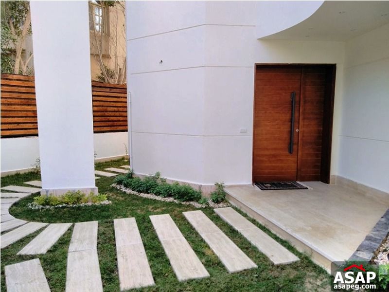 Twin House with Big Garden in Utopia Compouned - 6 October