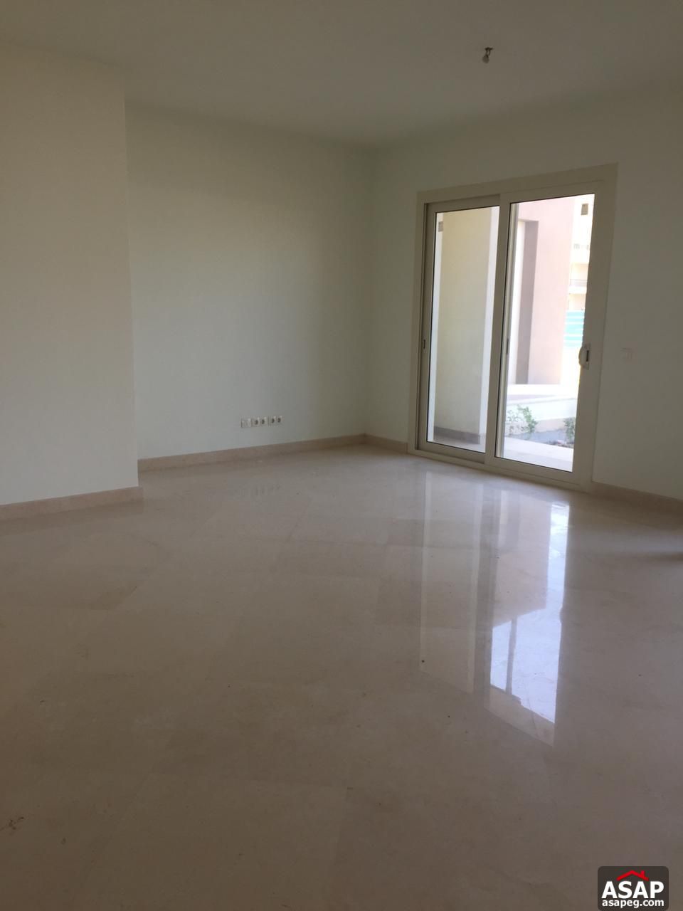 Duplex with Garden for Rent in Uptown Cairo