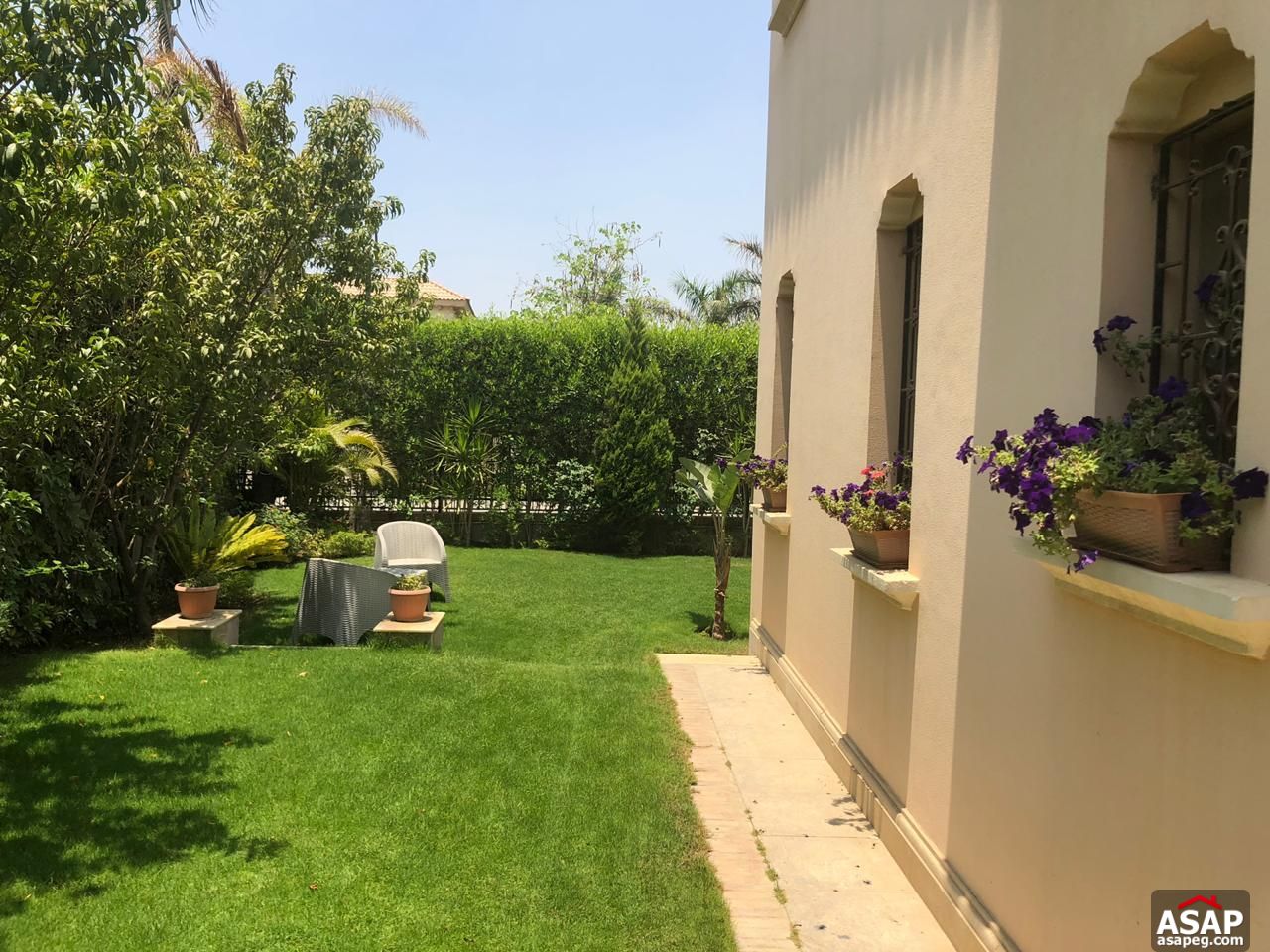 Stand Alone with Big Garden in Uptown Cairo