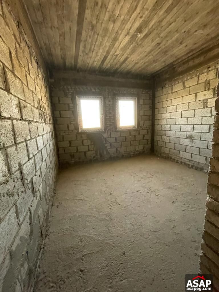 Villa for Sale in Mivida Emaar