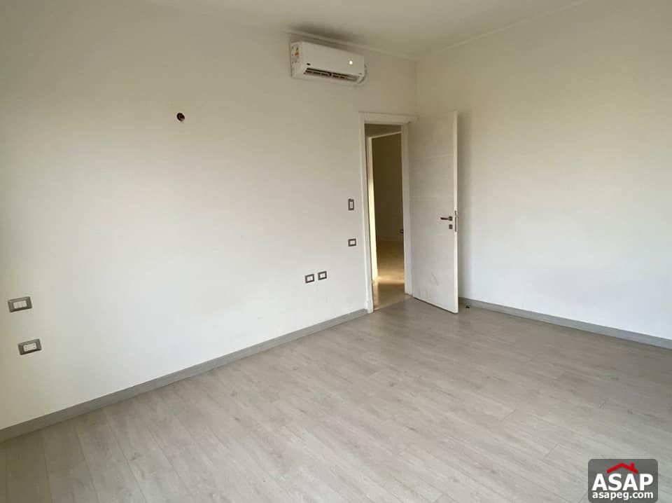 Studio for Rent in New Cairo compounds - Village Gate Palm Hills