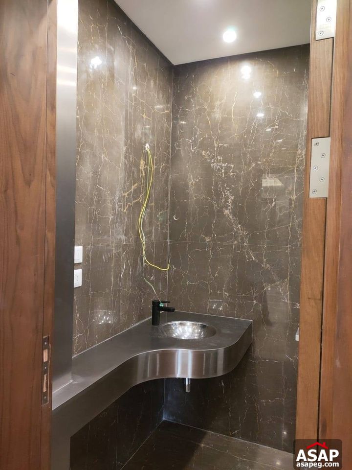 Ground Floor 263m for Rent in Eastown Compound