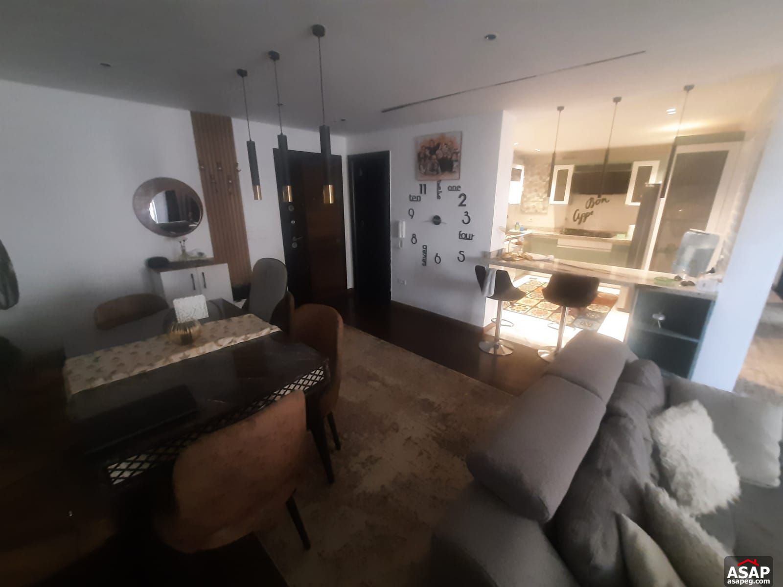 Finished Apartment for Sale in the Square Finished Apartment for Sale in the Square