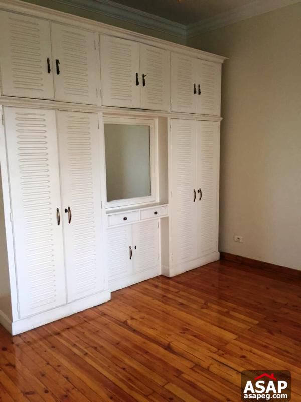 Flat with Nile View in Zamalek