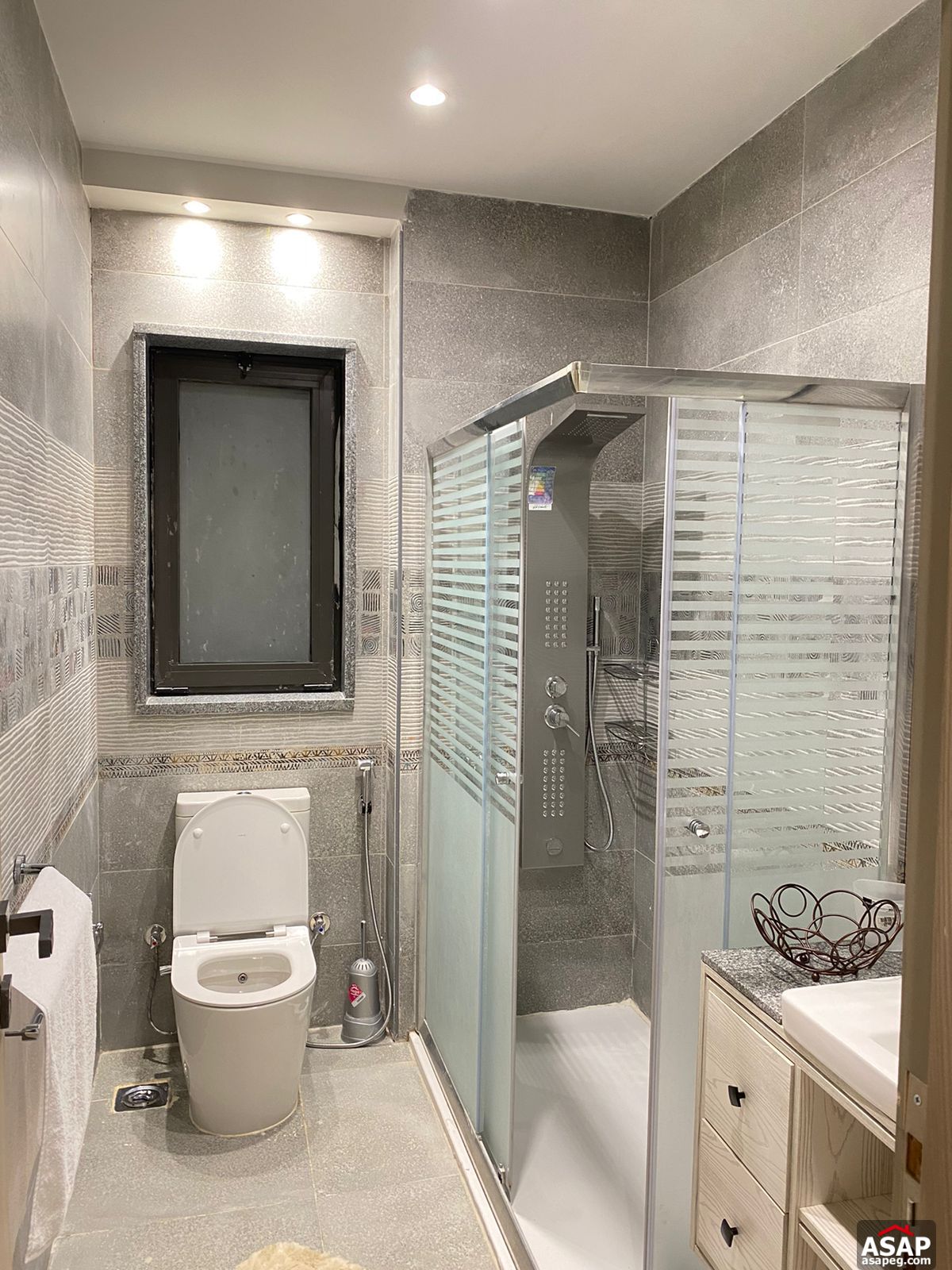 Flat for Rent in Lake View Residence Flat for Rent in Lake View Residence