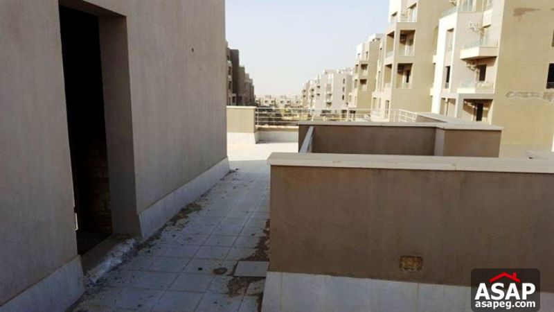 Stand Alone with Penthouse for Sale in Village Gardens Katameya Stand Alone with Penthouse for Sale in Village Gardens Katameya