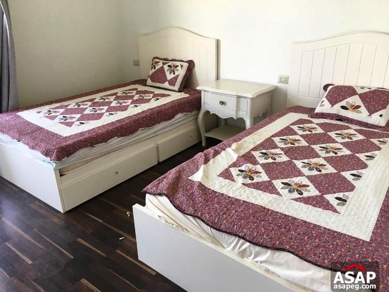 Apartment with Nice View in Park View