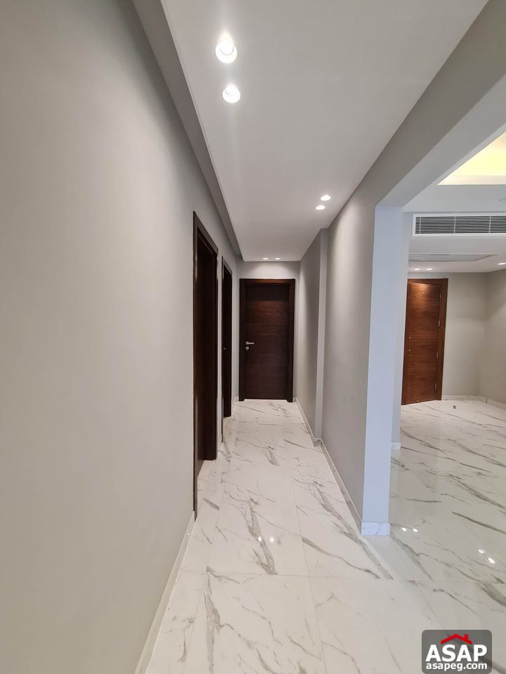 Apartment with Lake View for Rent in Silver Palm Apartment with Lake View for Rent in Silver Palm