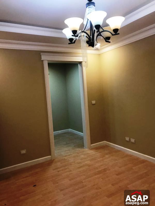 Apartment with Garden for Rent in Eastown Apartment with Garden for Rent in Eastown