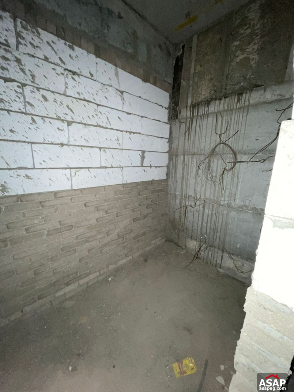 Apartment for Sale in Lake View Residence