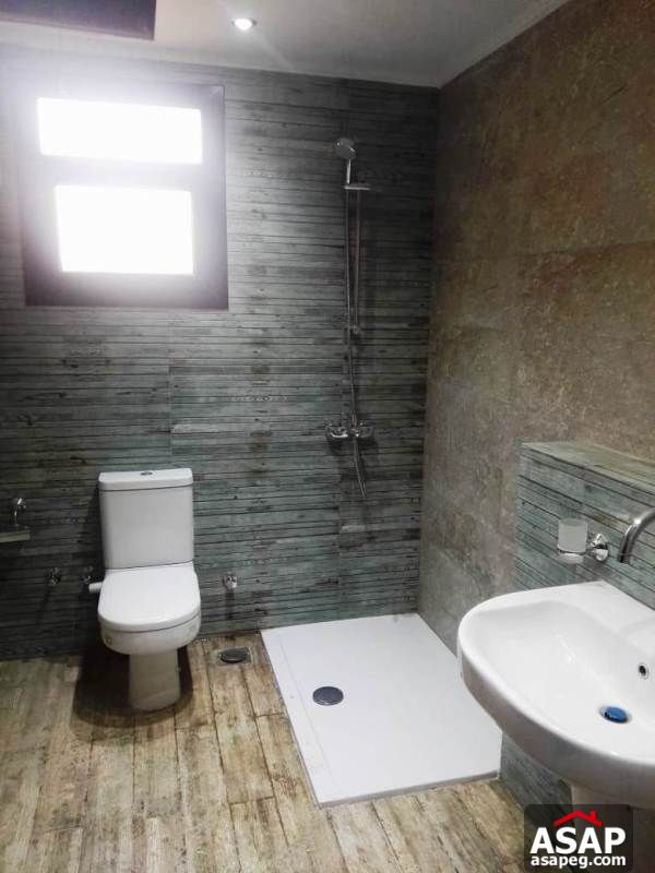 Apartment for Rent in West Golf Apartment for Rent in West Golf