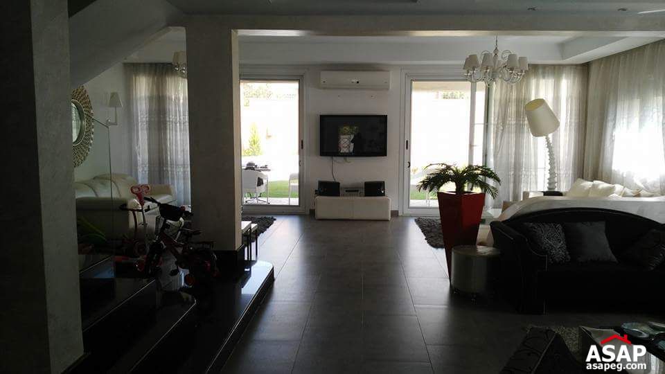 Town House for Sale in Grand Residence Town House for Sale in Grand Residence