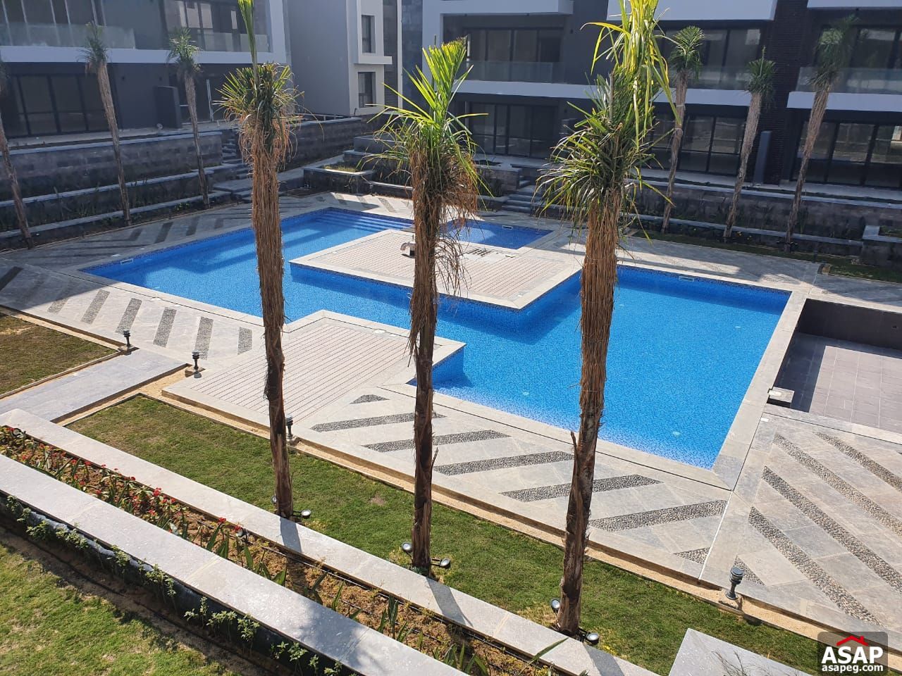 Apartment with Lake View in El Patio - New Cairo