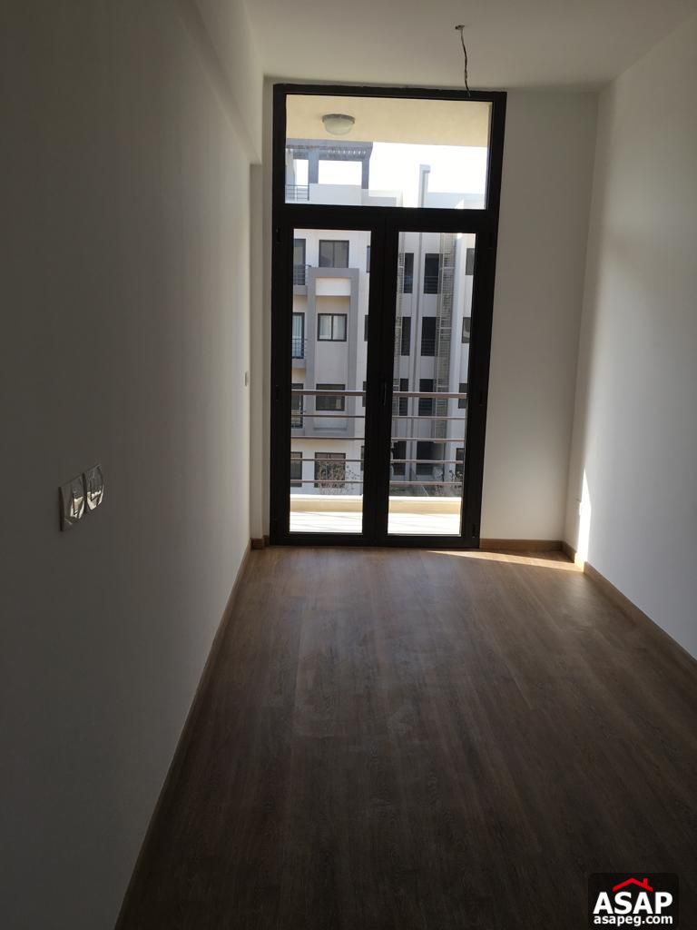 Semi Furnished Apartment for Rent in Fifth Square