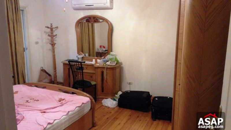 Fully Furnished Apartment in October for Rent