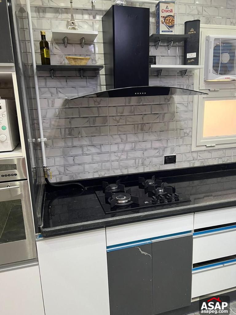 Apartment for Rent in Hyde Park Compound