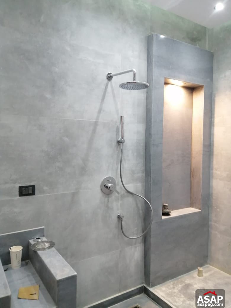 Semi Furnished Apartment for Rent in Eastown