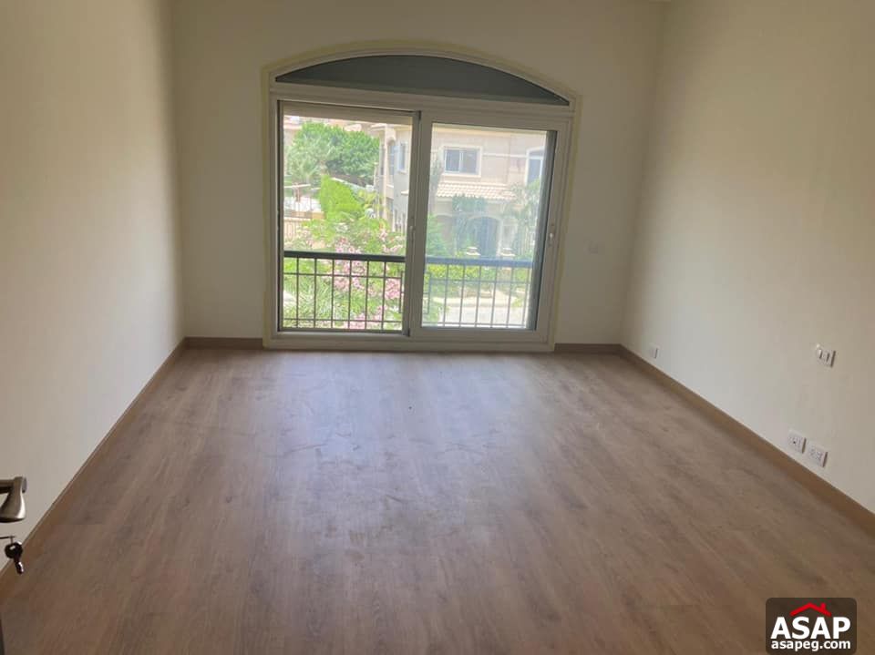 Villa for Rent in Stone Park Compound