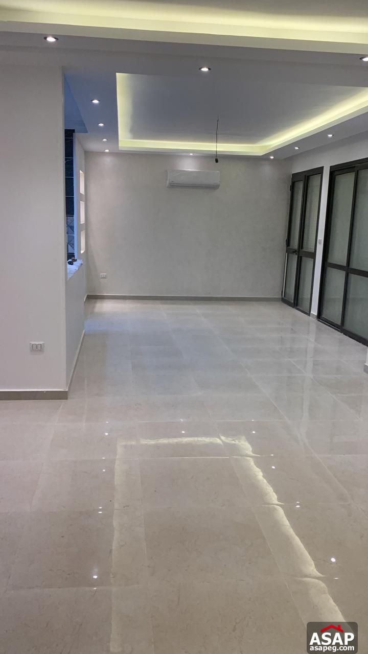 Duplex with Garden for Rent in Eastown Sodic