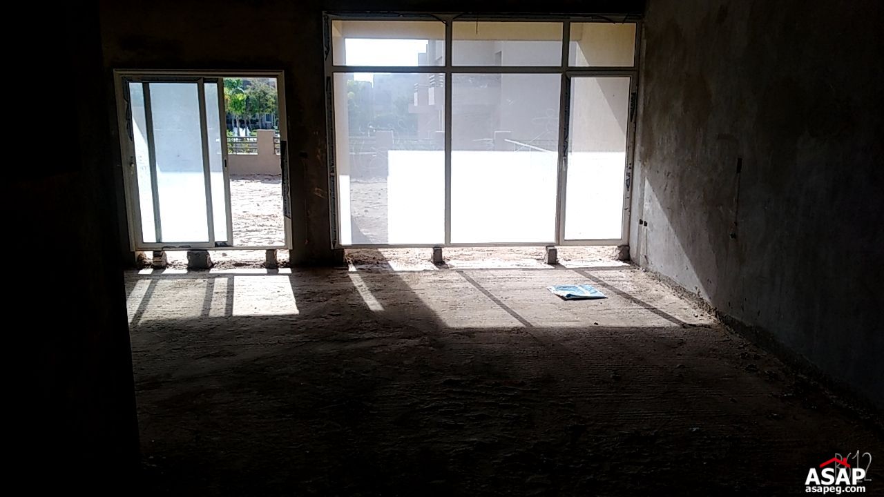 Town House for Sale in the Square Town House for Sale in the Square