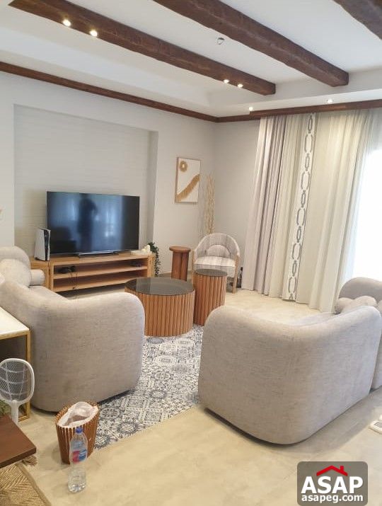 Villa with Garden for Sale in Hacienda Bay