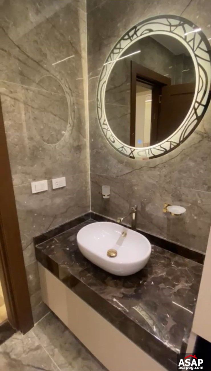 Furnished Apartment for Rent in Hyde Park Furnished Apartment for Rent in Hyde Park