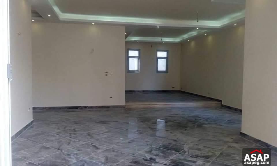 Duplex for Rent in Village Avenue Duplex for Rent in Village Avenue