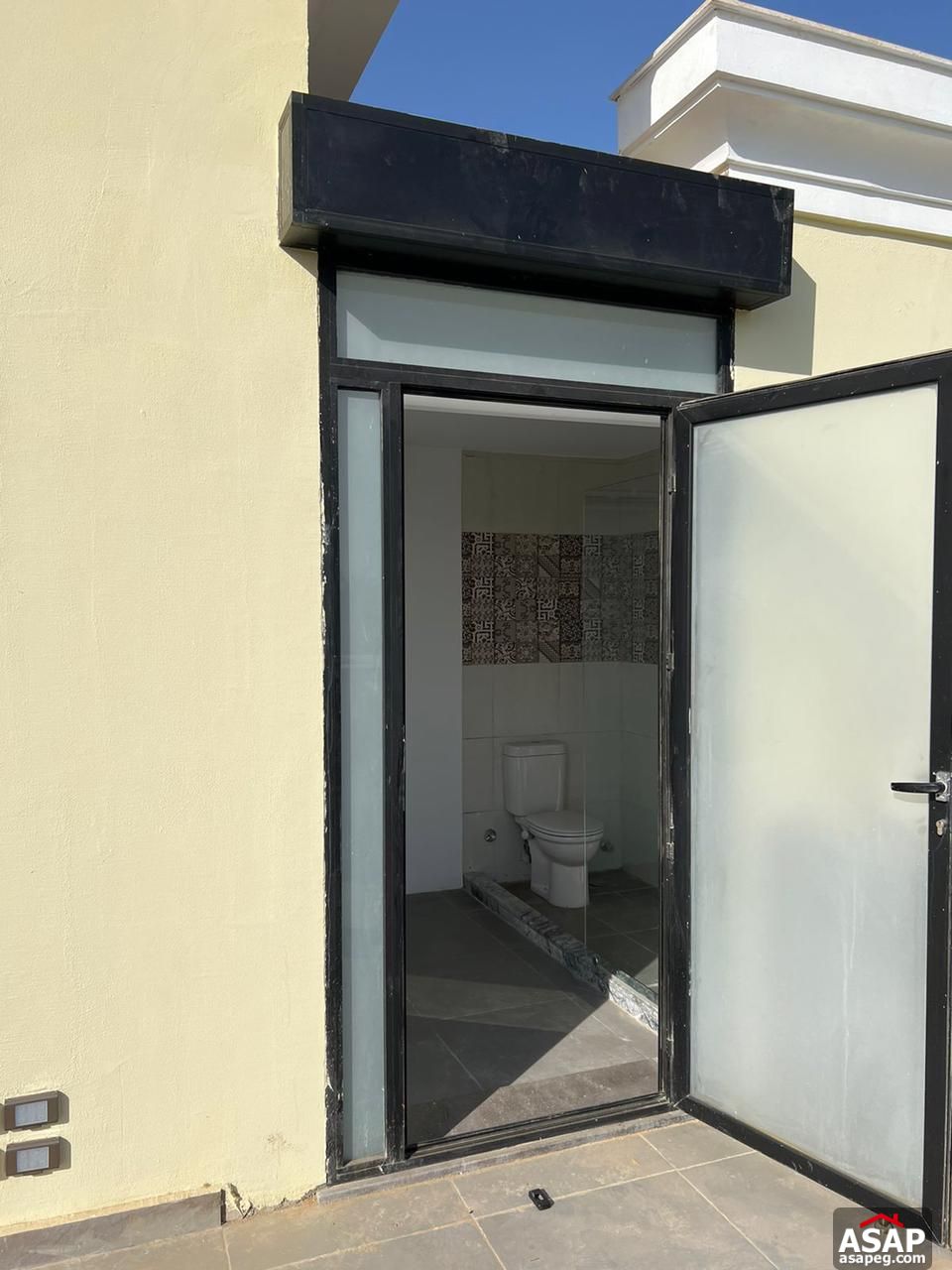 Stand Alone with Swimming Pool for Rent in Mivida Stand Alone with Swimming Pool for Rent in Mivida