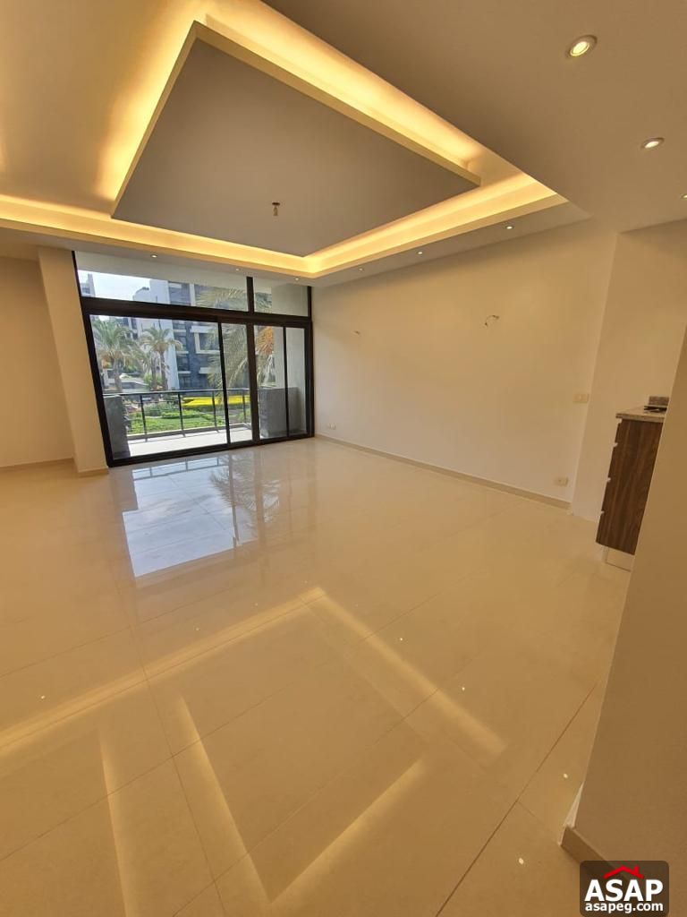 Semi Furnished Apartment for Rent in The WaterWay