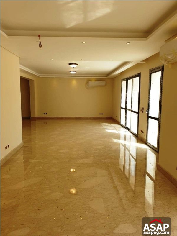 Duplex with Garden in Eastown for Rent Duplex with Garden in Eastown for Rent