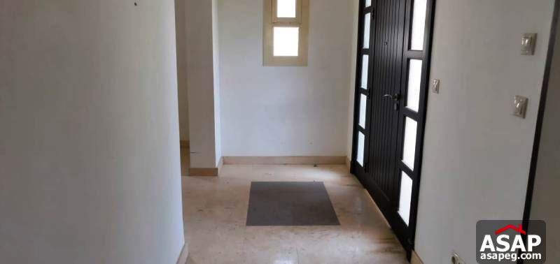 Stand Alone villa with Big Garden in Mivida for Rent