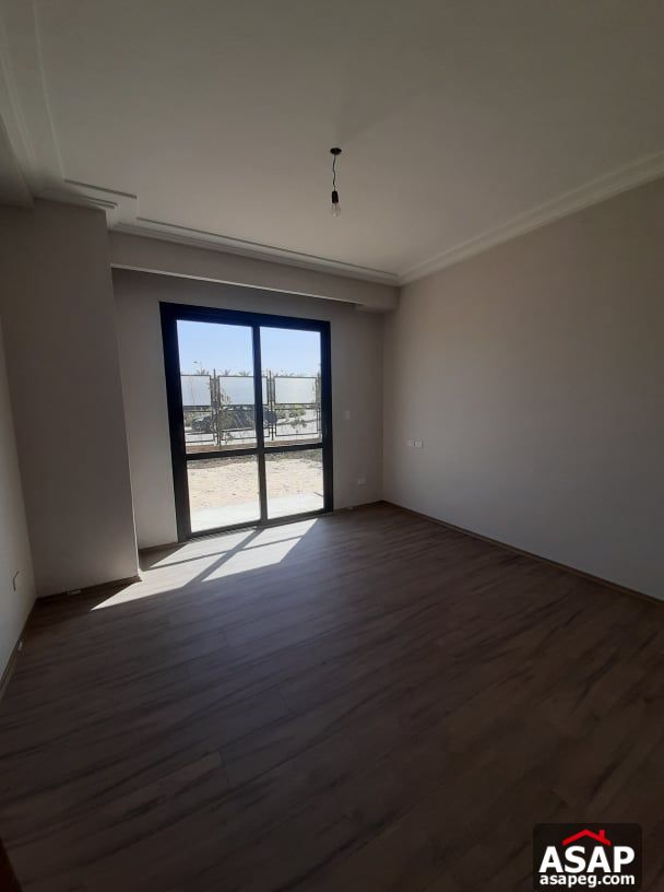 Ground floor Apartment with garden for rent in New Cairo compounds - Eastown