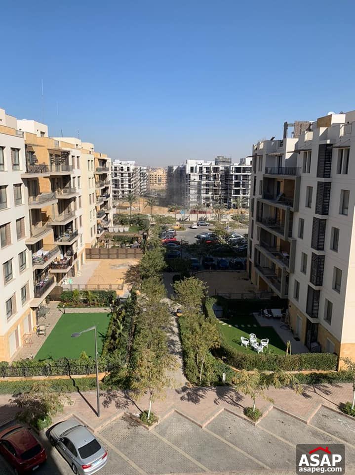 Apartment with Terrace for Rent in Eastown Apartment with Terrace for Rent in Eastown