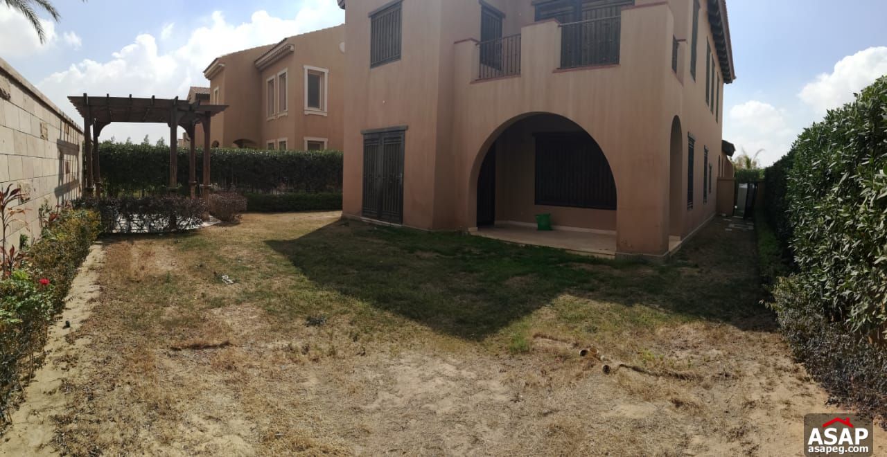 Villa for Sale in New Cairo compounds - Mivida