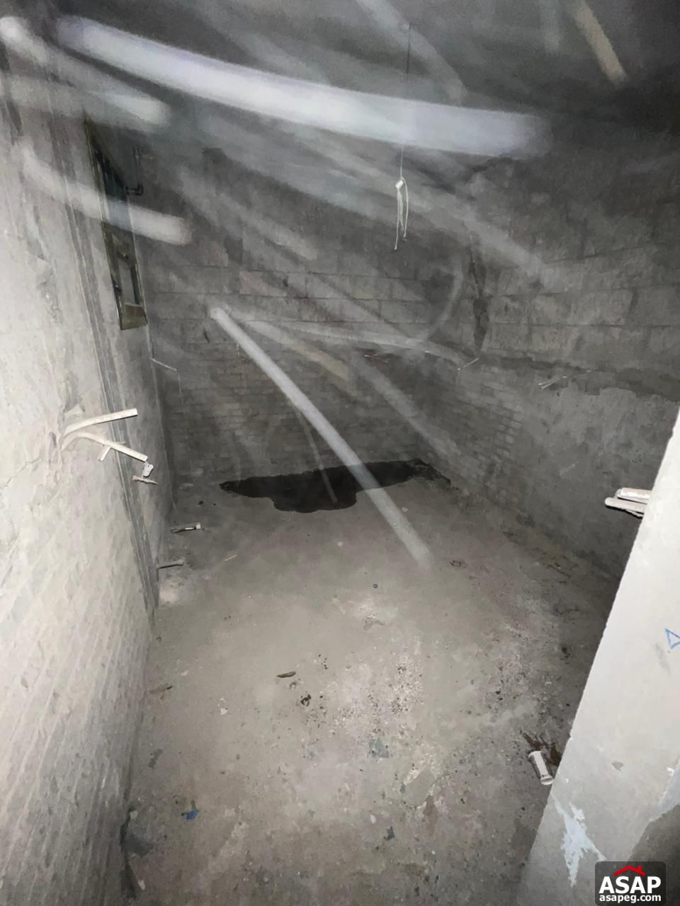 Ground Floor for Sale in Azad Compound