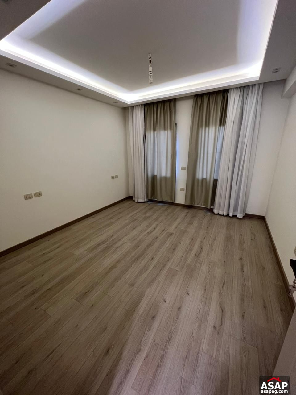 Twin House for Rent in Mivida Emaar