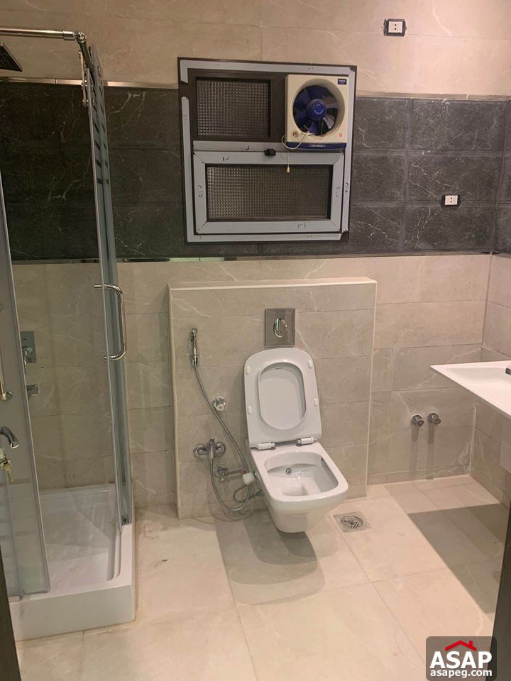 Apartment for Rent in West Golf Apartment for Rent in West Golf