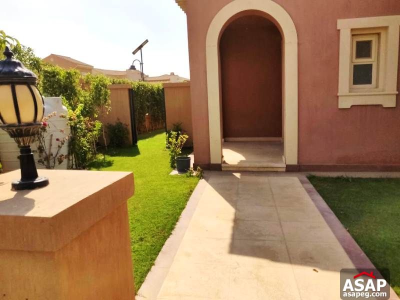 Stand Alone villa with Big Garden in Mivida for Rent