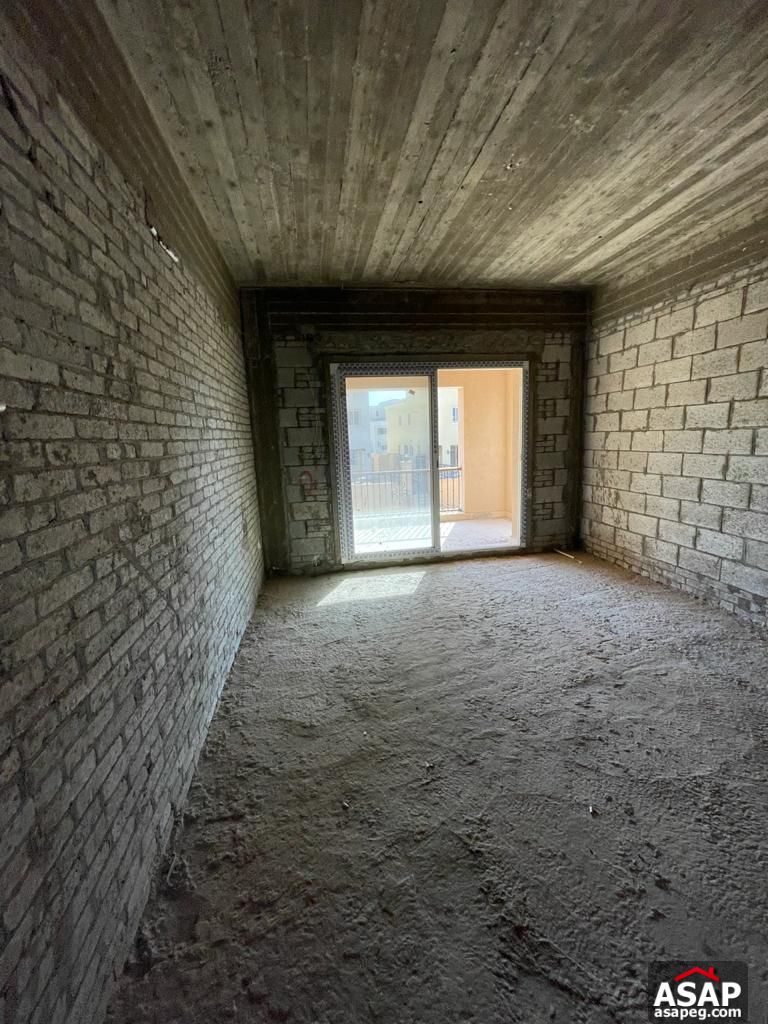 Villa for Sale in Mivida Emaar