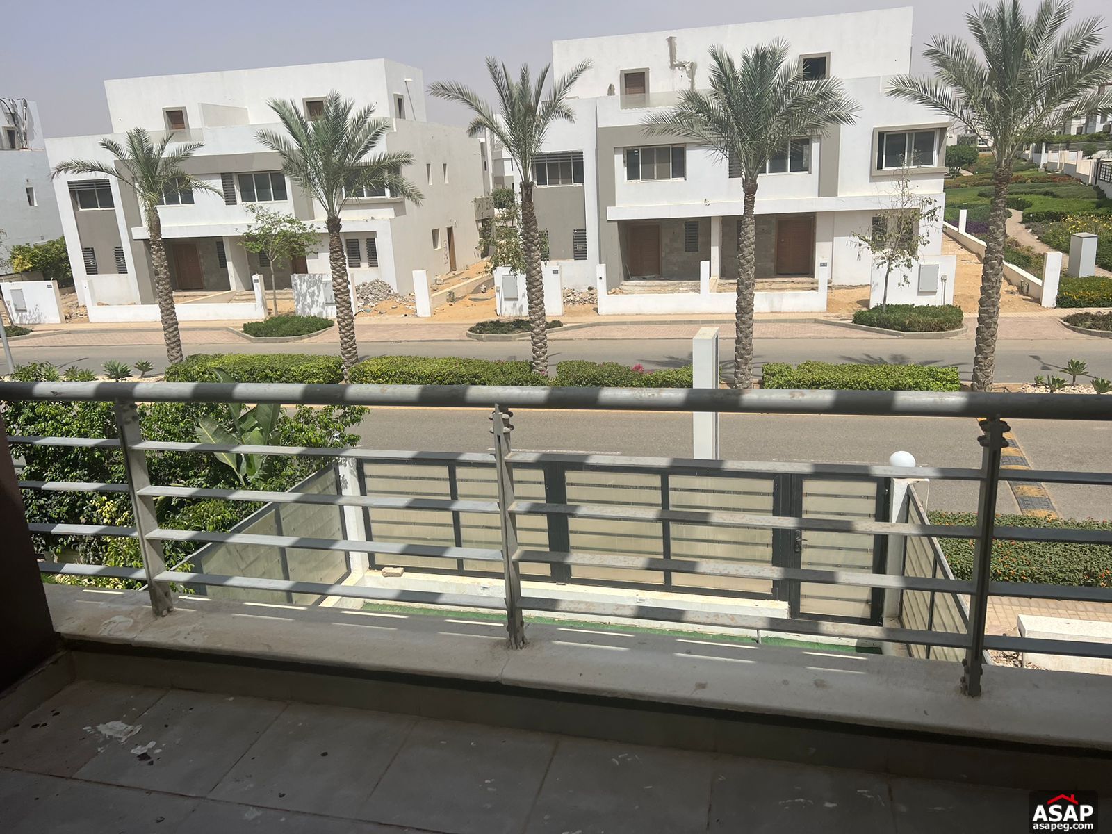 Furnished Town House for Rent in Hyde Park Furnished Town House for Rent in Hyde Park