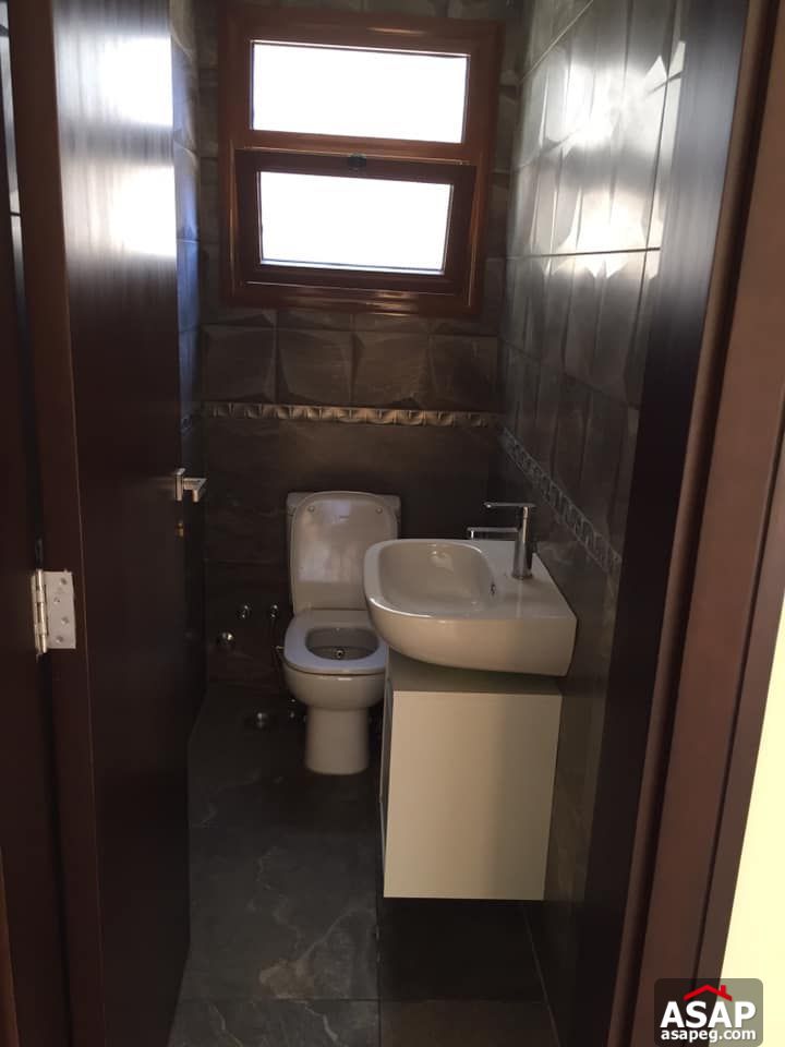 Duplex for Rent in Beverly Hills - Sheikh Zayed