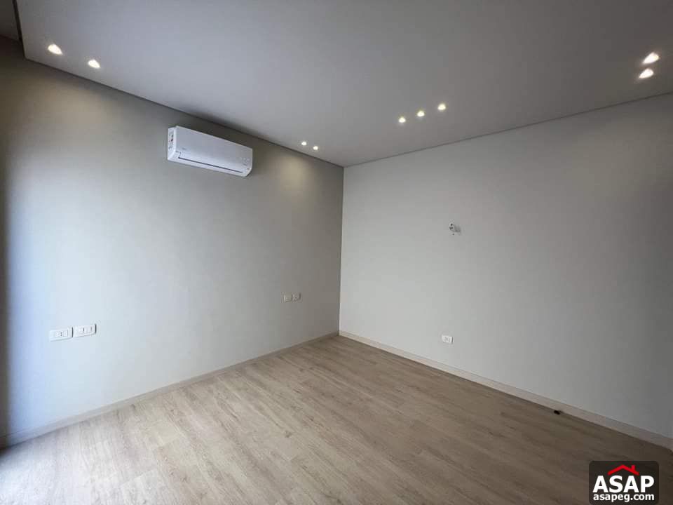 Ground Floor with Pool for Rent in Lake View Residence Ground Floor with Pool for Rent in Lake View Residence