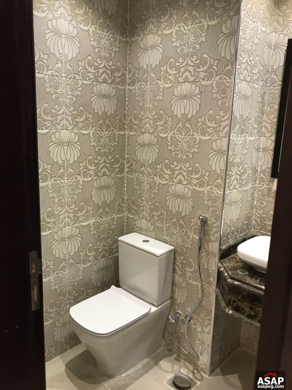 Semi Furnished Apartment for Rent in Eastown Compound Semi Furnished Apartment for Rent in Eastown Compound