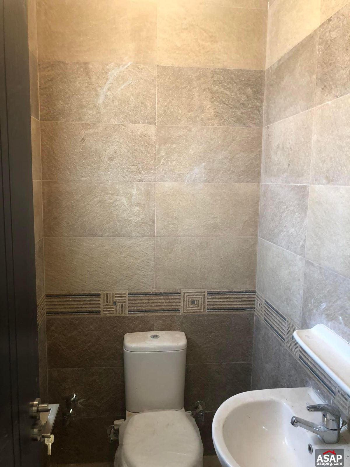 Twin House for Rent in Mivida Emaar