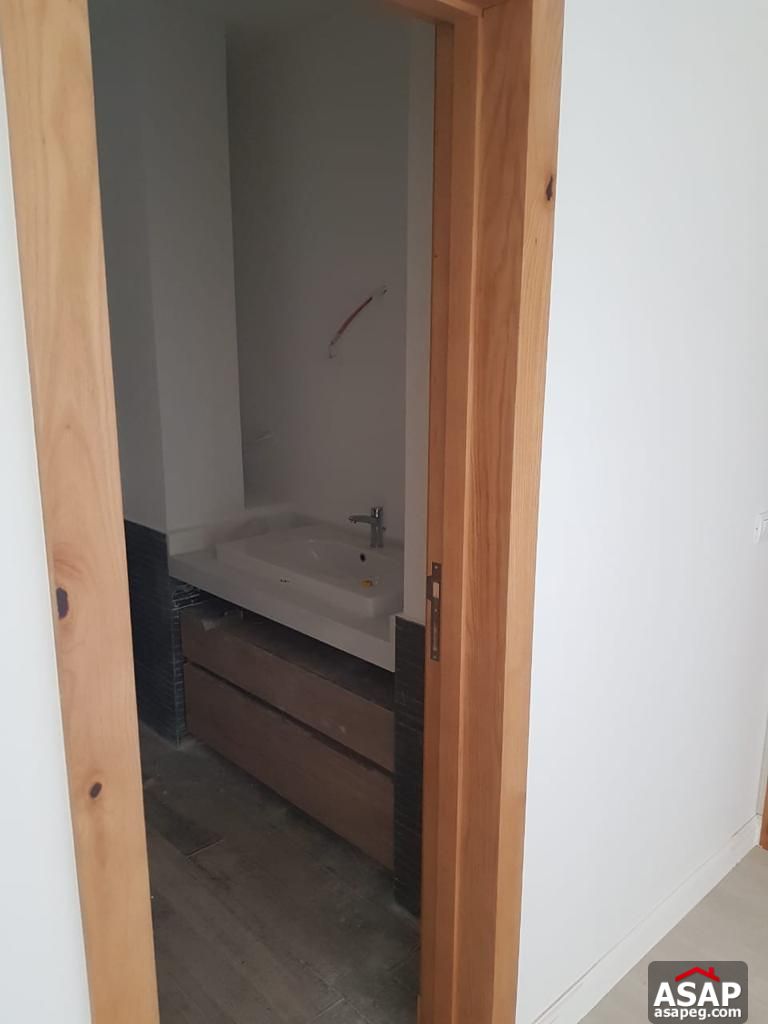 Apartment for Rent in Eastown Compound Apartment for Rent in Eastown Compound