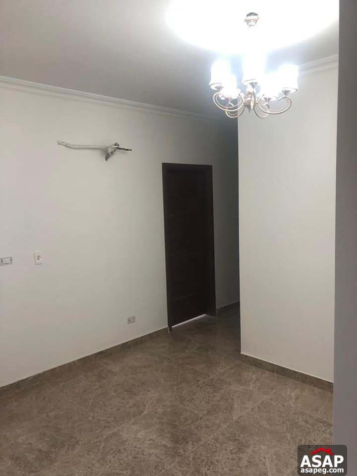 Apartment for Rent in Eastown Compound